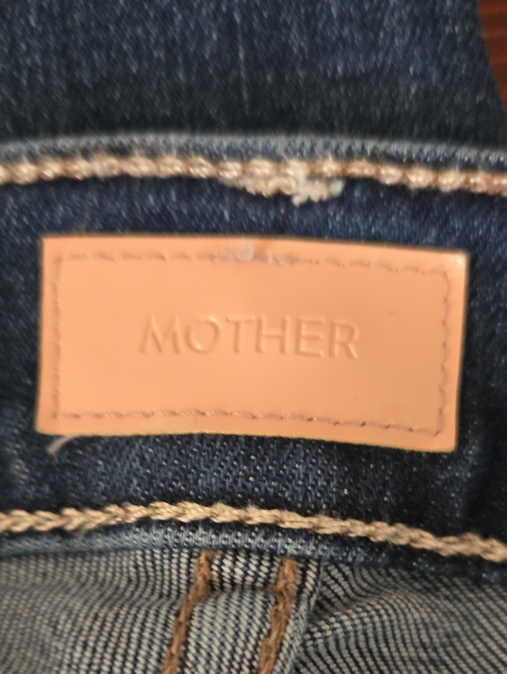 Like New ! Mother RUNAWAY Size 27 - Picture 5 of 11